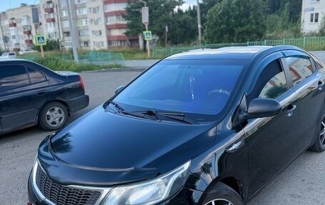 KIA Rio III рестайлинг, 2013 год, 850 000 рублей, 2 фотография