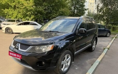 Mitsubishi Outlander III рестайлинг 3, 2007 год, 900 000 рублей, 7 фотография