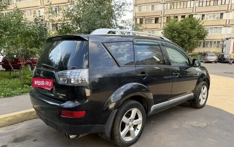 Mitsubishi Outlander III рестайлинг 3, 2007 год, 900 000 рублей, 5 фотография