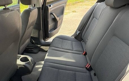 Volkswagen Golf V, 2004 год, 330 000 рублей, 6 фотография