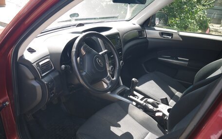 Subaru Forester, 2011 год, 900 000 рублей, 6 фотография