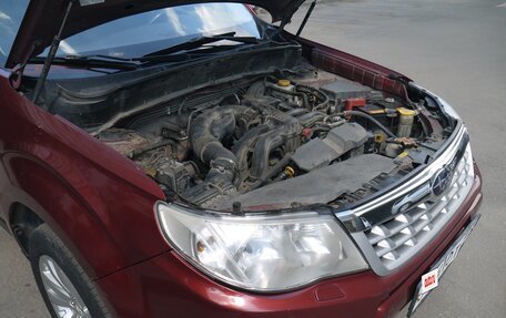 Subaru Forester, 2011 год, 900 000 рублей, 14 фотография