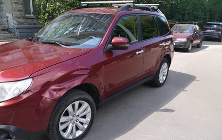 Subaru Forester, 2011 год, 900 000 рублей, 16 фотография