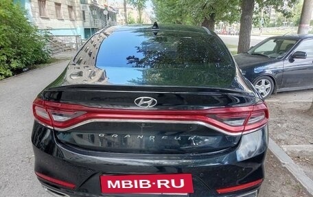 Hyundai Grandeur, 2016 год, 2 000 000 рублей, 3 фотография