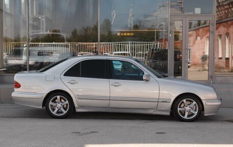 Mercedes-Benz E-Класс, 1999 год, 500 000 рублей, 4 фотография