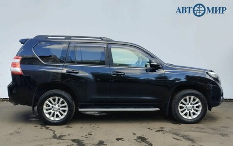 Toyota Land Cruiser Prado 150 рестайлинг 2, 2016 год, 4 000 000 рублей, 4 фотография