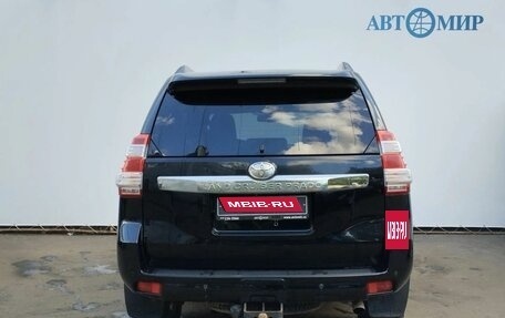 Toyota Land Cruiser Prado 150 рестайлинг 2, 2016 год, 4 000 000 рублей, 7 фотография
