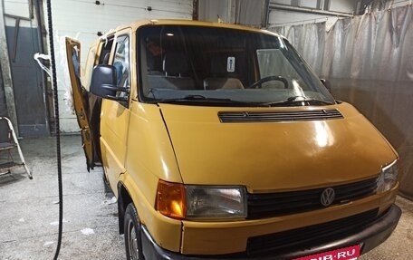 Volkswagen Transporter T4, 1995 год, 330 000 рублей, 2 фотография