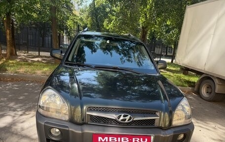 Hyundai Tucson III, 2008 год, 800 000 рублей, 1 фотография
