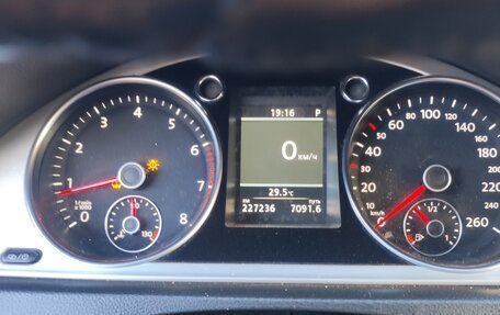 Volkswagen Passat B7, 2013 год, 1 300 000 рублей, 6 фотография