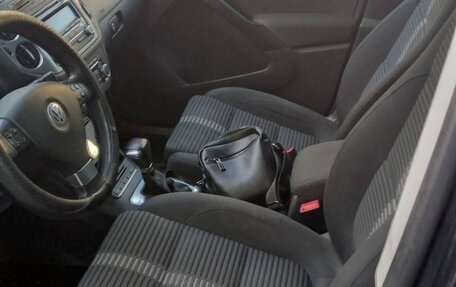 Volkswagen Tiguan I, 2010 год, 1 050 000 рублей, 13 фотография