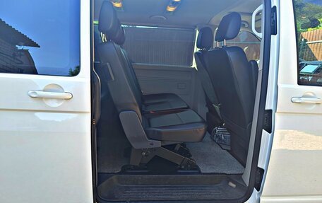 Volkswagen Caravelle T6 рестайлинг, 2019 год, 2 900 000 рублей, 15 фотография