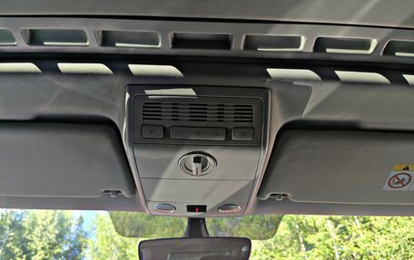 Volkswagen Caravelle T6 рестайлинг, 2019 год, 2 900 000 рублей, 19 фотография