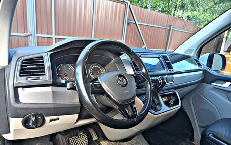 Volkswagen Caravelle T6 рестайлинг, 2019 год, 2 900 000 рублей, 16 фотография