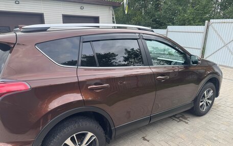 Toyota RAV4, 2017 год, 2 400 000 рублей, 6 фотография