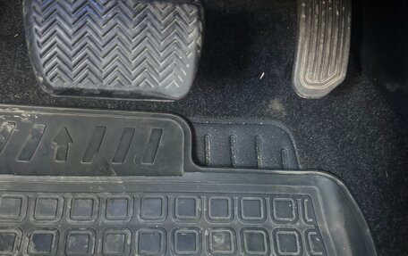 Toyota RAV4, 2017 год, 2 400 000 рублей, 13 фотография