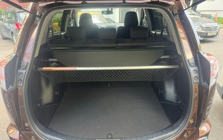 Toyota RAV4, 2017 год, 2 400 000 рублей, 18 фотография