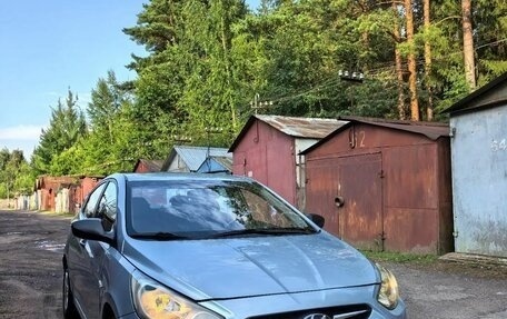 Hyundai Solaris II рестайлинг, 2013 год, 465 000 рублей, 3 фотография