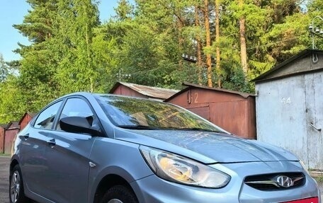 Hyundai Solaris II рестайлинг, 2013 год, 465 000 рублей, 5 фотография