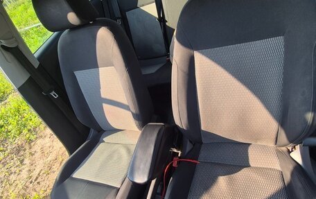 Volkswagen Polo VI (EU Market), 2011 год, 550 000 рублей, 23 фотография