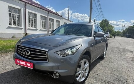Infiniti FX II, 2012 год, 1 900 000 рублей, 1 фотография