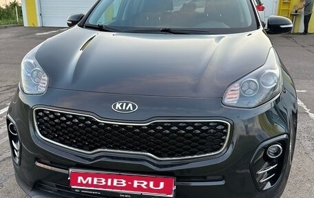 KIA Sportage IV рестайлинг, 2018 год, 1 880 000 рублей, 1 фотография