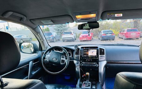 Toyota Land Cruiser 200, 2013 год, 2 850 000 рублей, 9 фотография