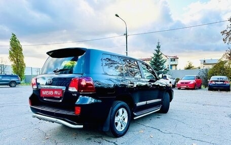 Toyota Land Cruiser 200, 2013 год, 2 850 000 рублей, 6 фотография