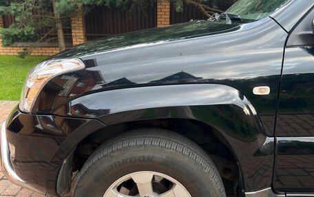 Toyota Land Cruiser Prado 120 рестайлинг, 2005 год, 2 000 000 рублей, 9 фотография