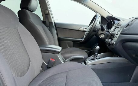 KIA Cerato III, 2010 год, 884 000 рублей, 10 фотография