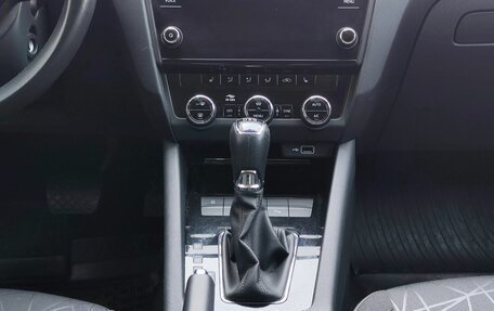 Skoda Octavia, 2020 год, 2 400 000 рублей, 11 фотография
