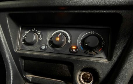Mitsubishi Pajero iO, 2000 год, 399 900 рублей, 10 фотография