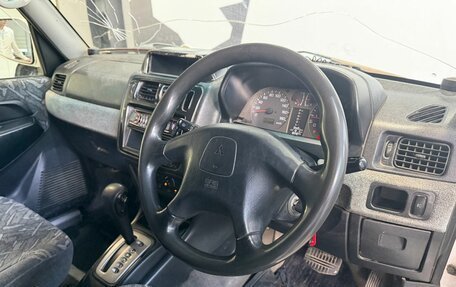 Mitsubishi Pajero iO, 2000 год, 399 900 рублей, 6 фотография