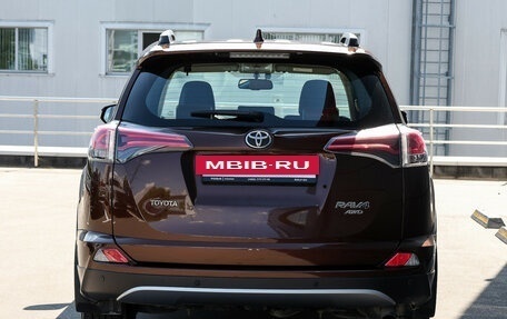 Toyota RAV4, 2017 год, 2 549 000 рублей, 7 фотография