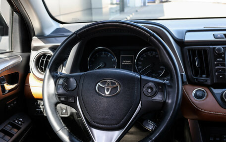 Toyota RAV4, 2017 год, 2 549 000 рублей, 18 фотография
