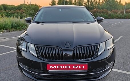 Skoda Octavia, 2017 год, 1 888 000 рублей, 2 фотография