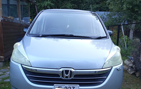 Honda Stepwgn III, 2005 год, 930 000 рублей, 3 фотография
