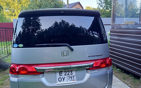 Honda Stepwgn III, 2005 год, 930 000 рублей, 5 фотография