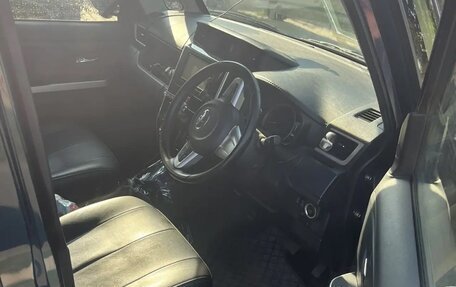 Toyota Roomy I, 2016 год, 850 000 рублей, 4 фотография
