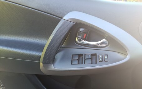 Toyota RAV4, 2011 год, 1 250 000 рублей, 10 фотография