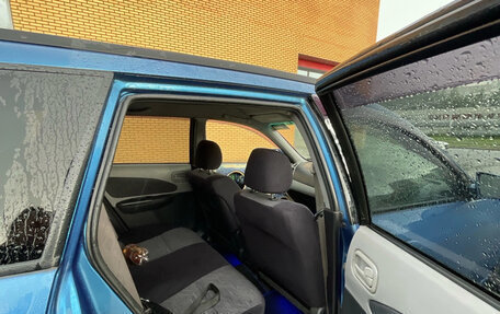 Nissan Wingroad III, 2004 год, 400 000 рублей, 10 фотография