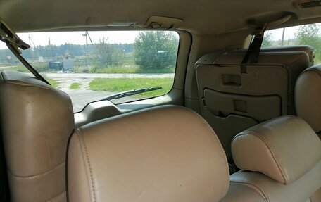 Toyota Land Cruiser Prado 120 рестайлинг, 2005 год, 1 720 000 рублей, 13 фотография