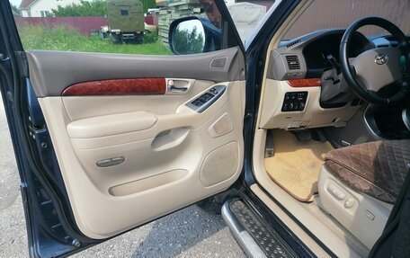 Toyota Land Cruiser Prado 120 рестайлинг, 2005 год, 1 720 000 рублей, 9 фотография