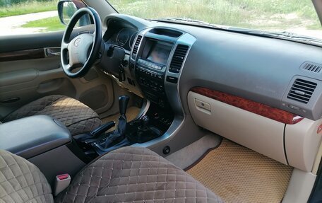 Toyota Land Cruiser Prado 120 рестайлинг, 2005 год, 1 720 000 рублей, 16 фотография