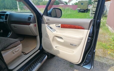 Toyota Land Cruiser Prado 120 рестайлинг, 2005 год, 1 720 000 рублей, 7 фотография