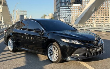 Toyota Camry, 2019 год, 2 470 000 рублей, 3 фотография