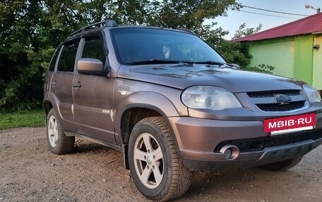 Chevrolet Niva I рестайлинг, 2016 год, 400 000 рублей, 3 фотография