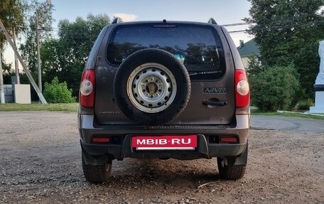 Chevrolet Niva I рестайлинг, 2016 год, 400 000 рублей, 8 фотография