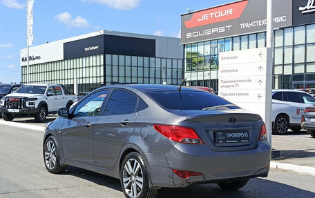 Hyundai Solaris II рестайлинг, 2016 год, 1 027 000 рублей, 11 фотография