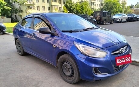 Hyundai Solaris II рестайлинг, 2011 год, 375 000 рублей, 6 фотография